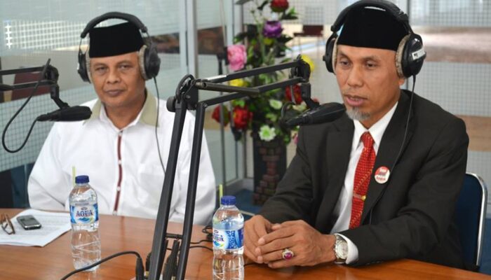 Menabikan Medsos, Menafikan Pers = Krisis Nalar Era Digital