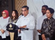 Menaker Yassierli Imbau Perusahaan Terapkan WFH 1 Hari dalam Sepekan