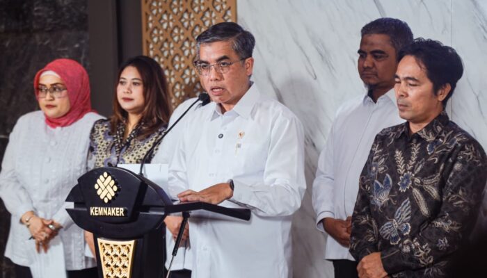 Menaker Yassierli Imbau Perusahaan Terapkan WFH 1 Hari dalam Sepekan