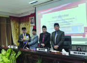 Rapat Paripurna DPRD : Wakil Wali Kota Bukittinggi Ibnu Asis, S.TP Serahkan LKPJ Tahun Anggaran 2025