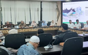 Polemik Bangunan Menyerupai Klenteng di Kawasan Wisata Mandeh Mengemuka dalam Audiensi di DPRD Sumbar