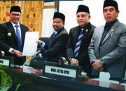 DPRD Kota Bukittinggi Sampaikan Rekomendasi Atas LKPJ Wali Kota Tahun 2025