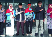 Wakil Wali Kota Bukittinggi, Ibnu Asis, S.TP Lepas Dua Orang CJH Bukittinggi Kloter 14 Bertolak ke Embarkasi Padang