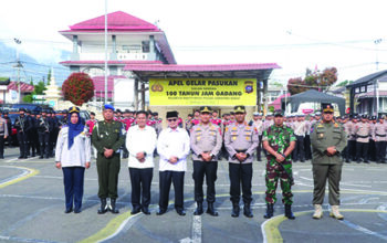 Polda Sumbar Gelar Apel Pasukan Pengamanan Peringatan 100 Tahun Jam Gadang di Polresta Bukittinggi