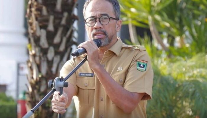 Pimpin Apel Pagi, Sekretaris DPRD Sumbar Maifrizon Tegaskan Semangat Kerja dan Komitmen Tingkatkan Pelayanan Publik