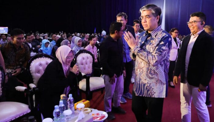 Menaker Yassierli: Lanskap Dunia Kerja Terus Berubah, Generasi Muda Harus Punya Keterampilan Relevan
