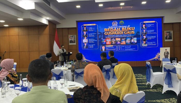 7 Buku Catatan Guspardi Gaus Diluncurkan di Senayan