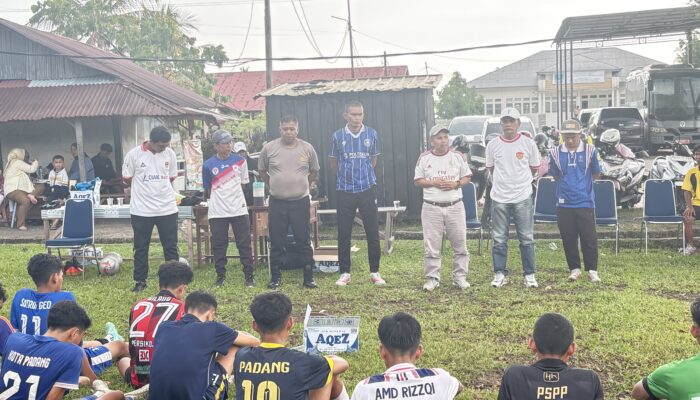 Seleksi Tahap Awal Tim Sepakbola Porprov Padang Berlangsung Ketat, Bitel : Kami Mencari yang Terbaik