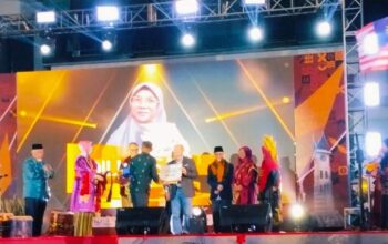 Founder KMB, Meria Fitriwati Raih Penghargaan Penulis Prolifik Satupena Sumbar 2026 pada IMLF ke-4