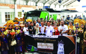 Spektakuler Kegiatan IMLF ke-4 di Kota Bukittinggi Bertepatan Dengan 100 Tahun Jam Gadang