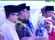 Wako Bukittinggi Ramlan Nurmatias Sambut Sebanyak 252 Jemaah Haji Tahun 2026 Tiba di Kota Bukittinggi