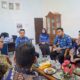 Bawaslu Pesisir Selatan Distribusikan X-Banner Tata Cara Akses Informasi Bawaslu ke Sejumlah Instansi Pemerintah