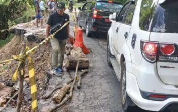 Kelok 44 Kian Kritis, Ruas Kelok 8-10 Nyaris Putus