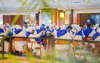 Menteri Haji dan Umrah RI Berikan Apresiasi, ParagonCorp Berangkatkan 135 Karyawan Umrah ke Tanah Suci