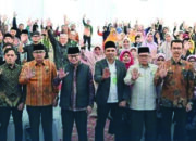 Pemerintah Kota Bukittinggi Berikan Biaya Insentif dan Perlindungan BPJS Ketenagakerjaan Untuk 889 Guru Keagamaan dan Garin