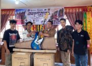 Penyerahan aset oleh Tim Pengabdian BIMA kepada Sanggar Batu Baraguang, Senin (24/8), Foto: Firnando