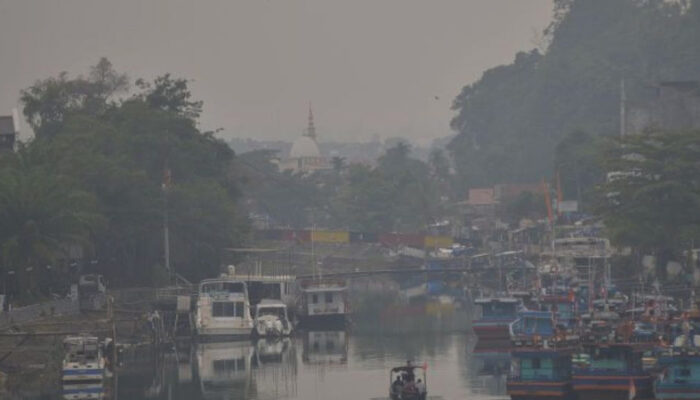 Kabut Asap Selimuti Padang, Karhutla Terjadi di Limapuluh Kota