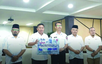 Pemko Bukittinggi Salurkan Donasi Untuk Warga Nagekeo, NTT dan Siapkan BKK di APBD Perubahan 2026