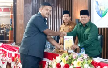Seluruh Fraksi di DPRD Pesisir Selatan Ingatkan Pemkab Serius Tentukan Arah Pembangunan di Daerah Itu