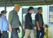 Didampingi Gubernur dan Wagub, Wapres Gibran Jenguk Korban Banjir Bandang di RSUD Arosuka Solok