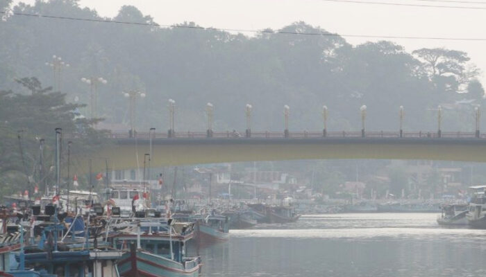 Kabut Asap Makin Mengaburkan Pandangan Warga Sumbar