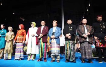 Anjuran (bukan  wajib) Menag: Sekali Sepekan ASN Bersarung ke Kantor