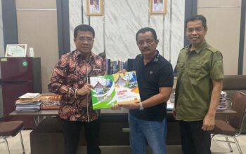 Wujudkan Pemerintah yang Transparan, Pemprov Sumbar Serahkan Dokumen kepada BPI KPNPA RI