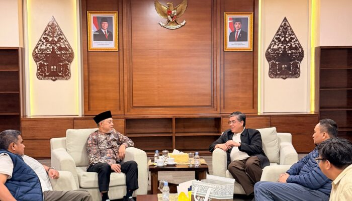Dikenal atas Kiprah Pemberdayaan, Waka DPD Diajak Menaker Rutin Bertemu