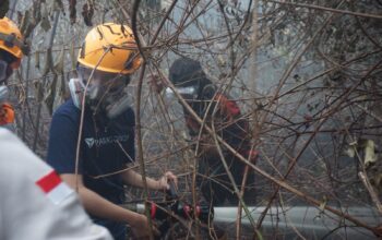 Dukung Penanganan Karhutla, Paragon Kahf Salurkan Bantuan Kesehatan untuk Warga Terdampak di Palangka Raya