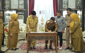 Melebihi Daya Tampung, Pemprov Sumbar Batasi Sampah Masuk di TPA Regional Solok