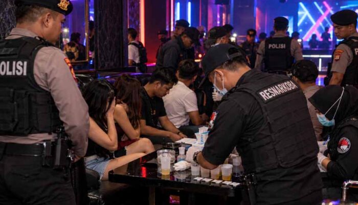 Ancaman Narkoba Kian Nyata di Sumbar, Razia di Karaoke Ketemu Metamfetamin